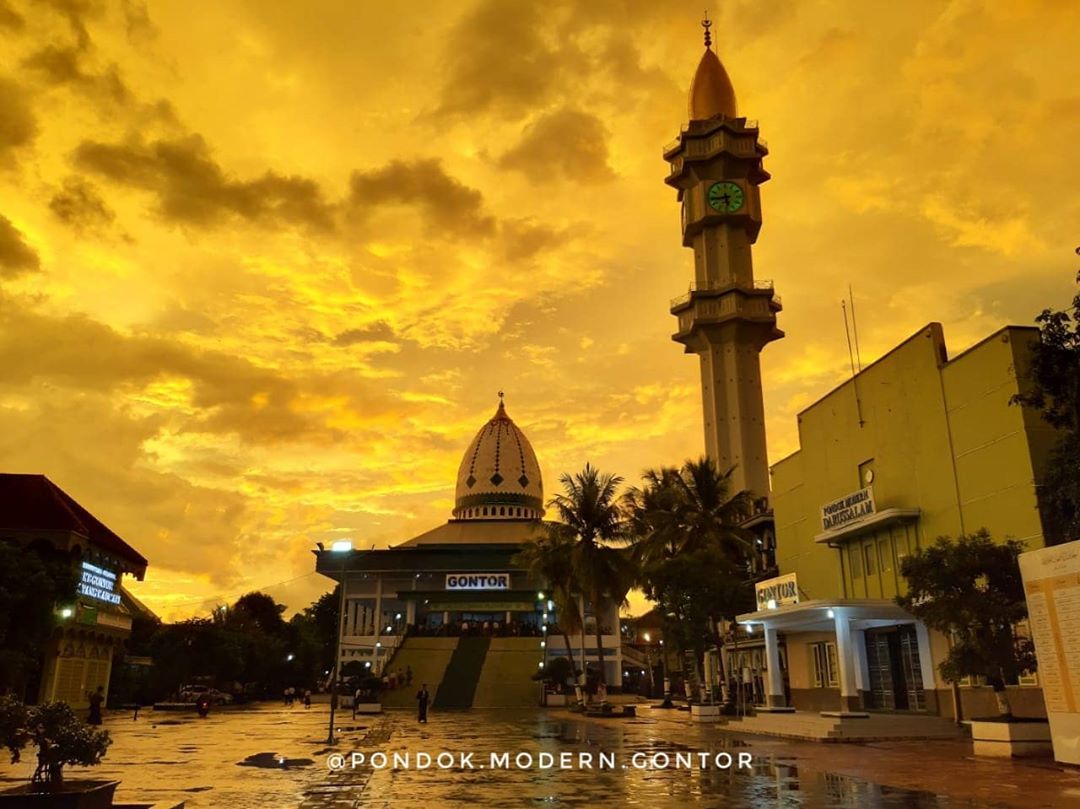 Badan Wakaf Pondok Modern Gontor