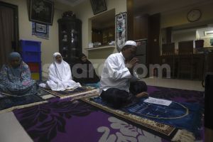 Cara Dzikir Dan Doa Setelah Sholat