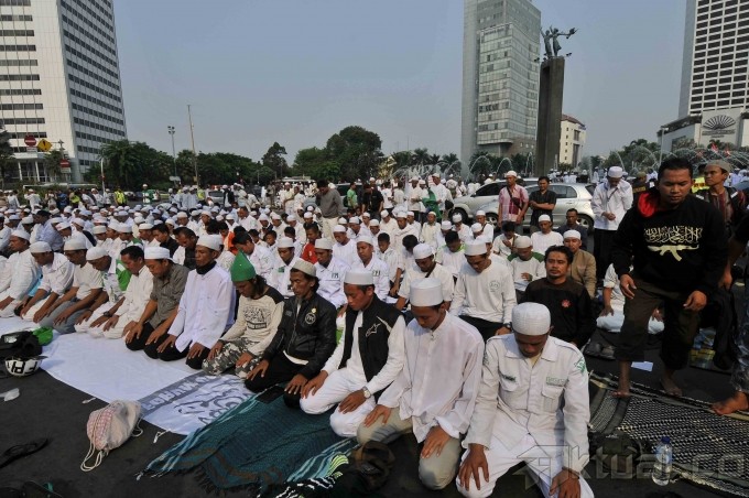 Shalat Di Rumah Orang Kristen. Bagaimanakah Hukum Shalat di Rumah Non Muslim?