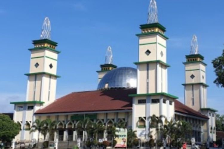 Waktu Buka Puasa Daerah Garut. JADWAL IMSAKIYAH dan SHOLAT Garut, Rabu 21 April 2021 – 9