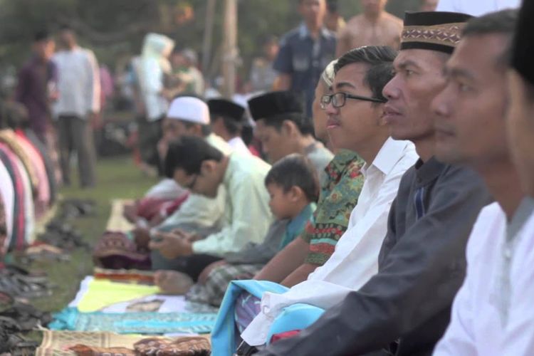 Bacaan Setelah Sholat Tarawih Muhammadiyah. Tata Cara Salat Tarawih 11 Rakaat Versi Muhammadiyah, Lengkap