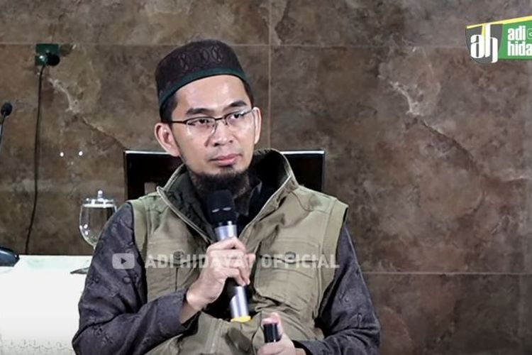 Gerakan Shalat Ustadz Adi Hidayat. Ceramah Ramadhan Rabu, 14 April 2021: Makna dan Kistimewaan