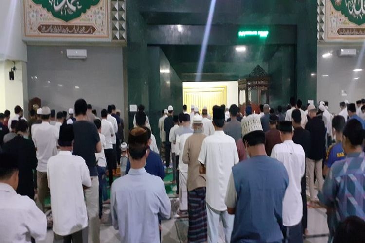 5 Keutamaan Salat Tarawih Pada Bulan Ramadhan Yaitu. MasyaAllah Menakjubkan, Inilah 5 Keutamaan Salat Tarawih Hari