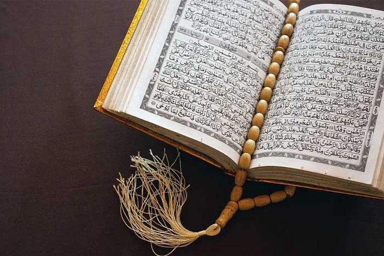 Sholat Subuh Baca Surat Apa. Tak Disangka, Membaca Surat Al Ikhlas dalam Sholat Subuh