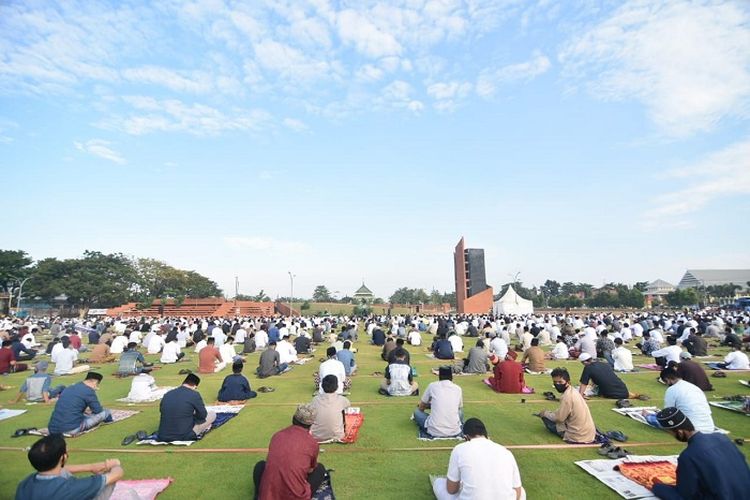 Bacaan Sholat Idul Fitri Dari Niat Sampai Salam. Bacaan Sholat Idul Fitri dari Niat Sampai Salam, Bacaan Niat Sholat