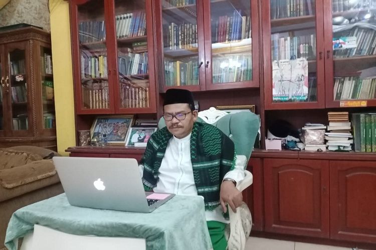 Niat Shalat Lidaf'il Bala Latin. Corona Makin Mengganas, Tokoh Banten Ini Anjurkan Umat Islam