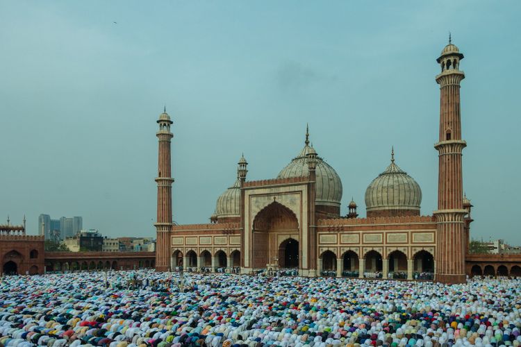 Bacaan Sholat Allahu Akbar Kabiro. Doa Takbiran Allahu Akbar Kabiro, Inilah Bacaan Takbiran Idul