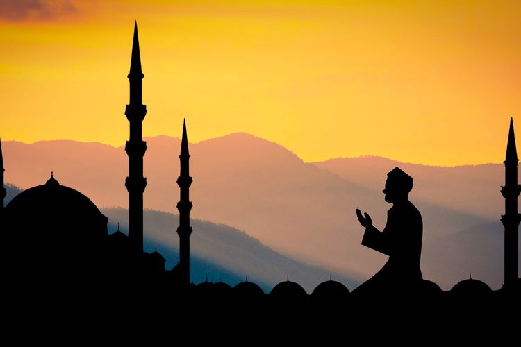 Bacaan Sholawat Fatih Dan Faedahnya. Bacaan Sholawat Fatih LENGKAP: Arab, Latin dan Artinya dalam