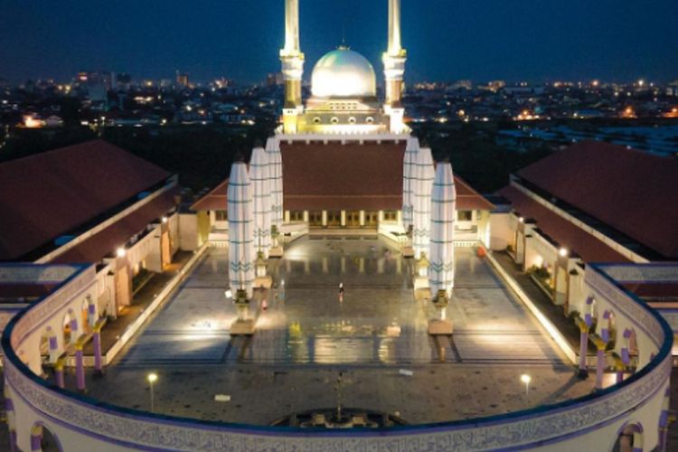 Batas Waktu Sholat Dzuhur Semarang. Jadwal Sholat Kota Semarang dan Sekitarnya, Kamis 19 Agustus