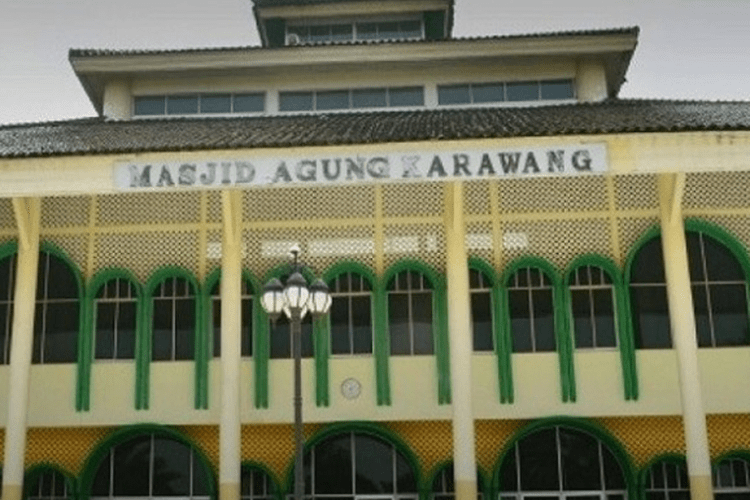 Jadwal Waktu Berbuka Puasa Karawang. Jadwal Berbuka Puasa Karawang 1443 H dan Waktu Sholat Lima