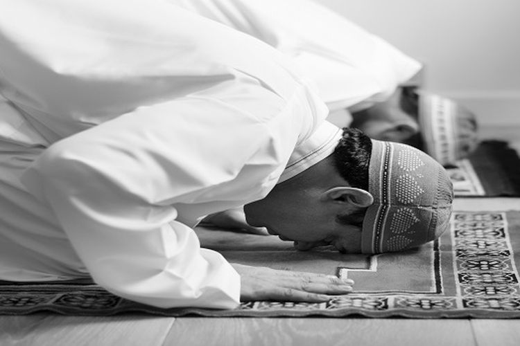 Tata Cara Sholat Taubat Dan Doanya Latin. BACAAN Sholat Taubat Lengkap dengan Doa Latin dan Artinya dan