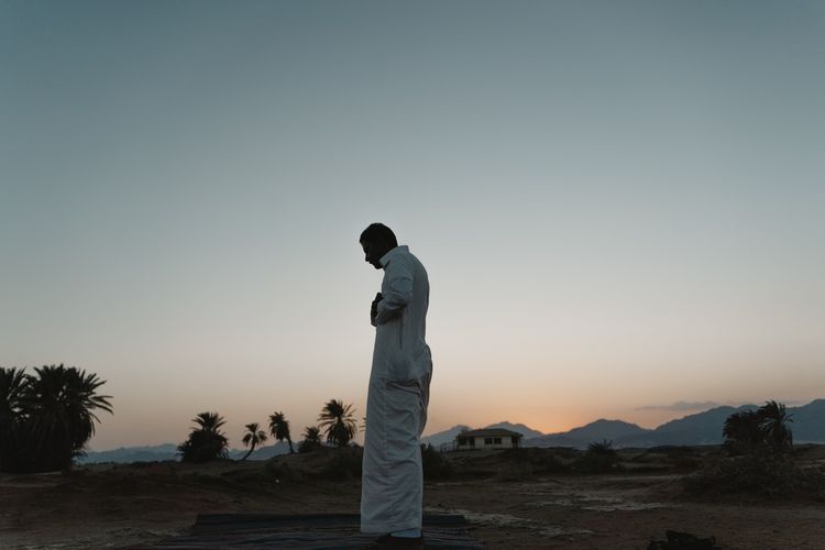 Jadwal Sholat Isya Hari Ini Tangerang. Jadwal Sholat Tangerang Selatan Hari Ini, Beserta Niat dan Do'a