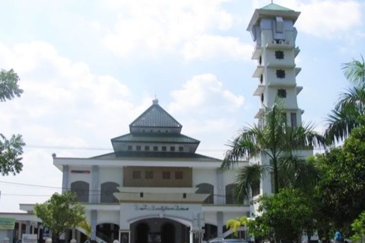 Jadwal Sholat Dzuhur Kabupaten Tangerang. Jadwal Sholat Dzuhur Bandung Minggu 19 Desember 2021