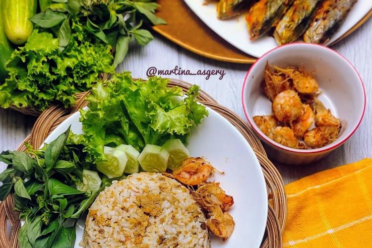 Menu Berbuka Puasa Selain Nasi. Cara Membuat Nasi Tutug Oncom, Menu Berbuka Puasa Paling