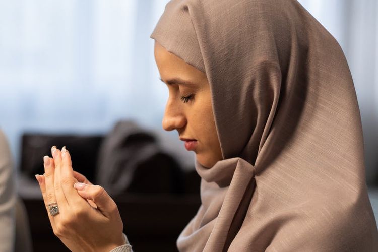 Dzikir Setelah Sholat Ashar Hari Jumat. Waktu Mustajab Panjatkan Doa pada Hari Jumat, Salah Satunya