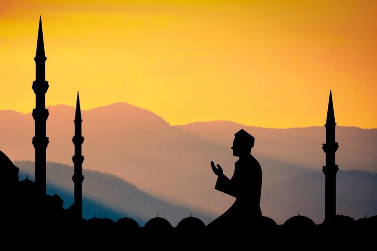 Wirid Setelah Sholat Bahasa Indonesia. Bacaan Wirid Tasbih Tahmid Takbir Sholawat Istigfar dalam Bahasa