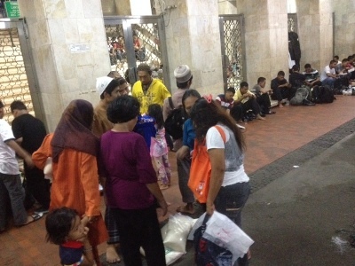 Apakah Beras Zakat Boleh Dijual. Beras Zakat Fitrah Istiqlal Dijualbelikan di Depan Masjid