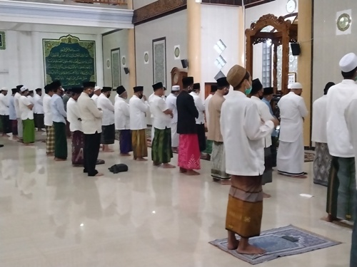 Doa Setelah Sholat Witir Umma. ​Ikhtiar Usir Covid-19, Ulama Tujuh Daerah Zona Merah Kumpul di