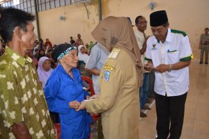 Apa Manfaat Zakat Bagi Yang Menerimanya. WALIKOTA BANJAR SERAHKAN ZAKAT BAGI KAUM DHUAFA