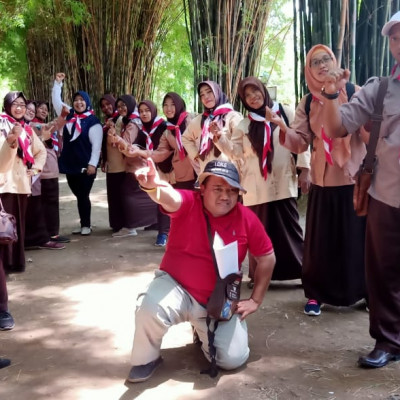 Tak Perlu Tunggu Kaya Untuk Sedekah. PENJUAL TEMPE SAJA BISA BERSEDEKAH TANPA MENUNGGU