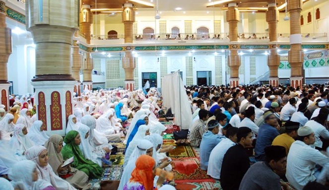 Shalat Tarawih 8 Rakaat Dan 20 Rakaat. Mana yang Lebih Baik dan Afdhol, Sholat Tarawih 8 Atau 20 Rakaat