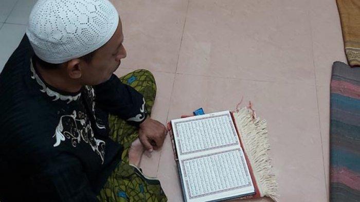 Habis Sholat Dzuhur Baca Surah Apa. Setelah Shalat Dzuhur Membaca Ayat Kursi, Ini Keutamaannya