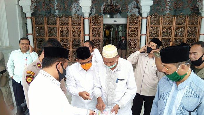 Jam Sholat Idul Fitri Banda Aceh. Anda Shalat Idul Fitri 1441 H di Masjid Raya Baiturrahman? Ikuti