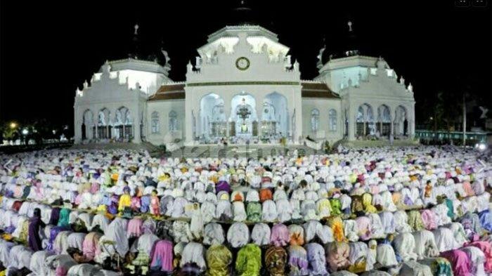 Cara Shalat Tarawih Jamaah Di Rumah. Cara Shalat Tarawih di Rumah Secara Sendirian atau Berjamaah