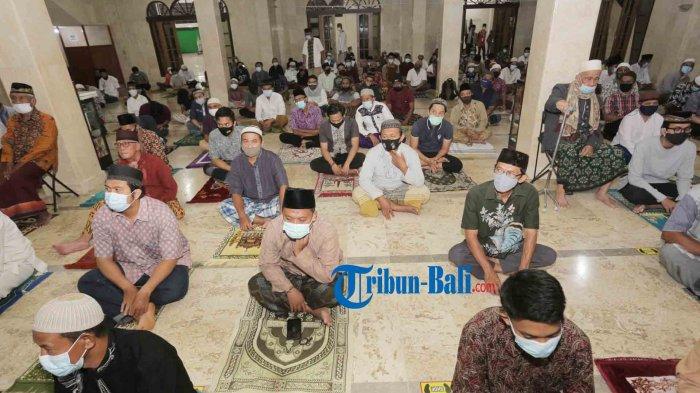 Keutamaan Shalat Tarawih Pada Malam Ke 2 Adalah. KEUTAMAAN Shalat Tarawih Hari Pertama hingga Terakhir Bulan