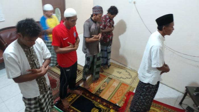 Niat Shalat Witir 3 Rakaat Berjamaah. Begini Niat & Tata Cara Sholat Witir 1 atau 3 Rakaat setelah Salat