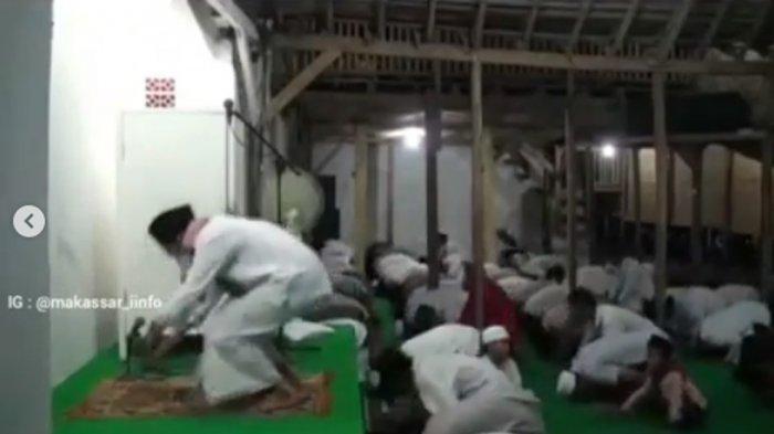 Sholat Tarawih Tercepat Di Indonesia. Shalat Tarawih Tercepat di Dunia Ada di Indramayu, Satu Rakaat