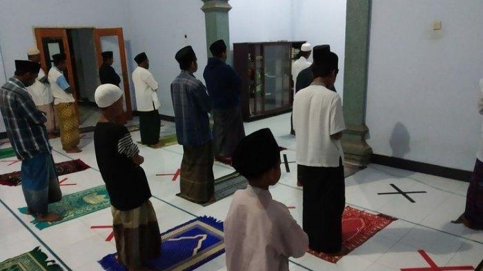 Surat Yang Dibaca Shalat Tarawih 23 Rakaat. Niat dan Tata Cara Shalat Tarawih 11 dan 23 Rakaat di Rumah