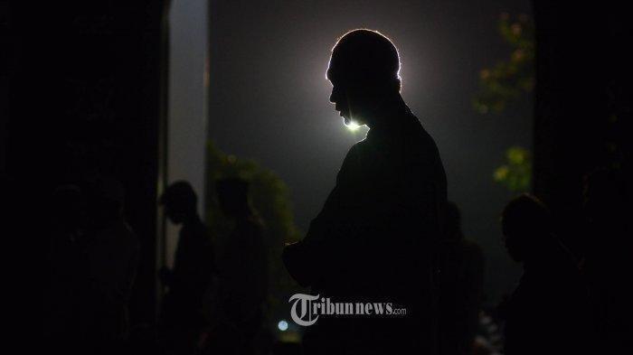 Niat Sholat Hajat Taubat Tasbih. Dikerjakan Malam Hari, Inilah Niat dan Tata Cara Sholat Tahajud