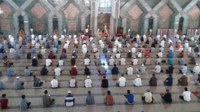 Shalat Sunnah Membaca Doa Iftitah Atau Tidak. Shalat Tarawih Tanpa Baca Doa Iftitah, Apakah Salat Sah atau