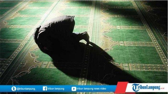 Keutamaan Sholat Qobliyah Subuh Rumaysho. LENGKAP Niat, Zikir dan Tata Cara Sholat Qobliyah Subuh, Bacaan