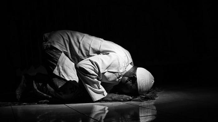 Cara Sholat Sunnah Sebelum Dzuhur. Niat Sholat Sunah Sebelum Zuhur dan Cara Salat Sunnah Qabliyah