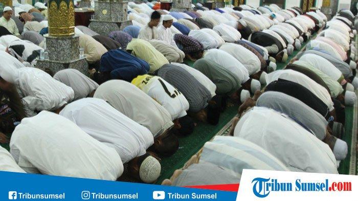 Hari Ini Sholat Jumat Jam Berapa. Sholat Jumat Jam Berapa, Cek di Sini, Ini Tata Cara Sholat Jumat