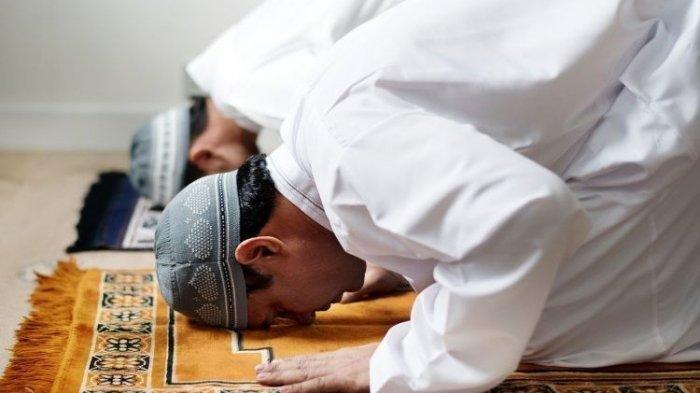 Bacaan Sujud Pada Sholat Hajat. Tata Cara Shalat Hajat Mulai Niat Hingga Bacaan Doa Sujud