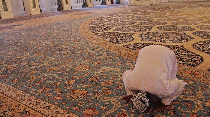 Sholat Magrib Terdiri Dari Berapa Rakaat. Niat dan Tata Cara Sholat Isya 4 Rakaat Lengkap Doa-doa Tiap