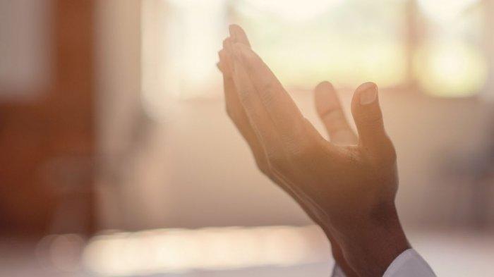 Wirid Lengkap Sesudah Sholat Maghrib. Dzikir Setelah Sholat Magrib dan Subuh Lengkap Bahasa Arab