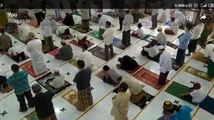 Niat Mandi Sholat Jum'at Latin. Jangan Lupa sebelum Salat Jumat Disunahkan Mandi, Berikut Ini