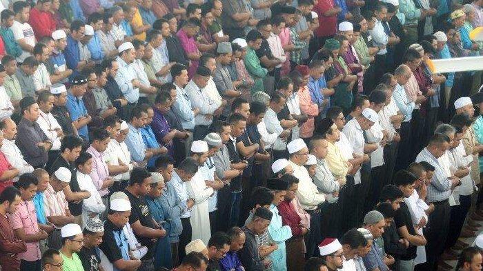 Doa Iftitah Dalam Sholat Witir. Tanya Ustaz: Bagaimana Aturan Baca Doa Iftitah saat Salat Tarawih