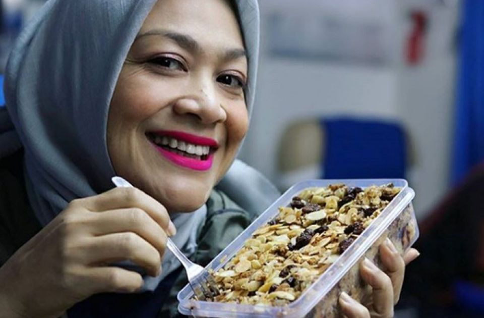 Menu Buka Puasa Ala Dewi Hughes. Makanan Favorit Penganut Diet Kenyang Ala Dewi Hughes untuk