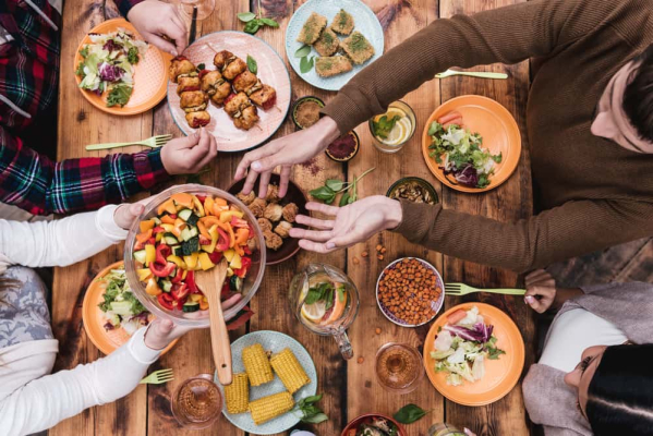 Pola Makan Diet Di Bulan Puasa. Panduan Menu Diet Saat Menjalani Puasa