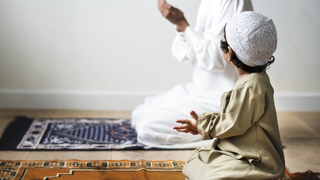 Dzikir Sesudah Sholat Fardhu Singkat. Doa & Dzikir Pendek Setelah Shalat (Lengkap)