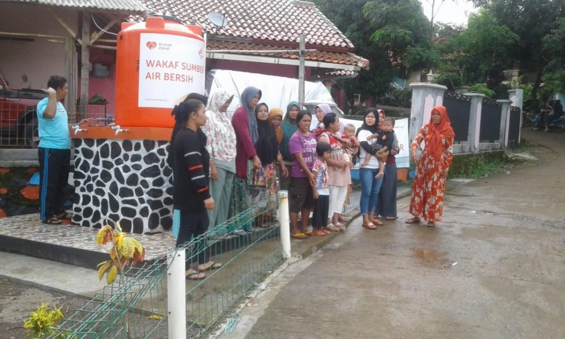 Wakaf Sumber Air Rumah Zakat. Semringah, Warga Kampung Ciduging Sambut Hadirnya Wakaf