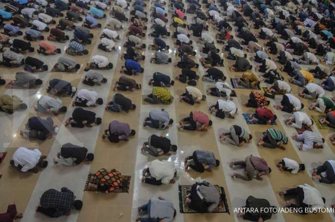 Orang Yang Meninggalkan Shalat Jumat Tiga Kali Berturut-turut. Bagaimana hukumnya tiga kali tidak salat Jumat? Ini penjelasan MUI