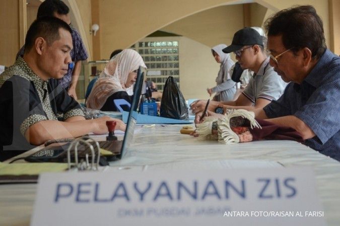 Zakat Fitrah Dikeluarkan Sebanyak Titik-titik Kg Beras Untuk 1 Orang. Simak patokan besaran zakat fitrah dengan beras dan uang tunai di