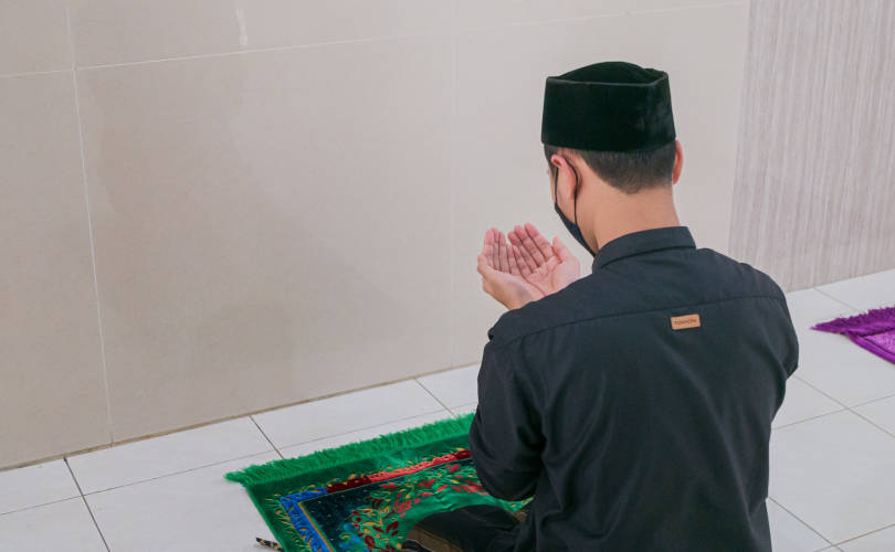 Tata Cara Sholat Hajat Muslim.or.id. Tata Cara Berdoa: Baca Ini! Agar Doa Kita Bisa Lebih Maksimal