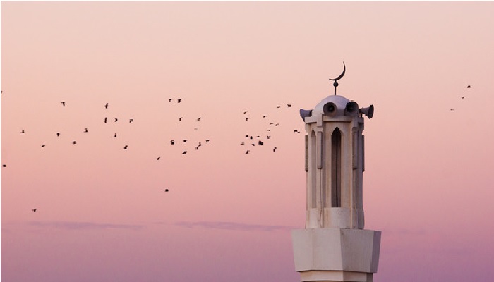 Puasa Ganti Hari Jumat Mufti Wilayah. Azan Maghrib Sebelum Waktunya, Jamaah Satu Masjid Diminta